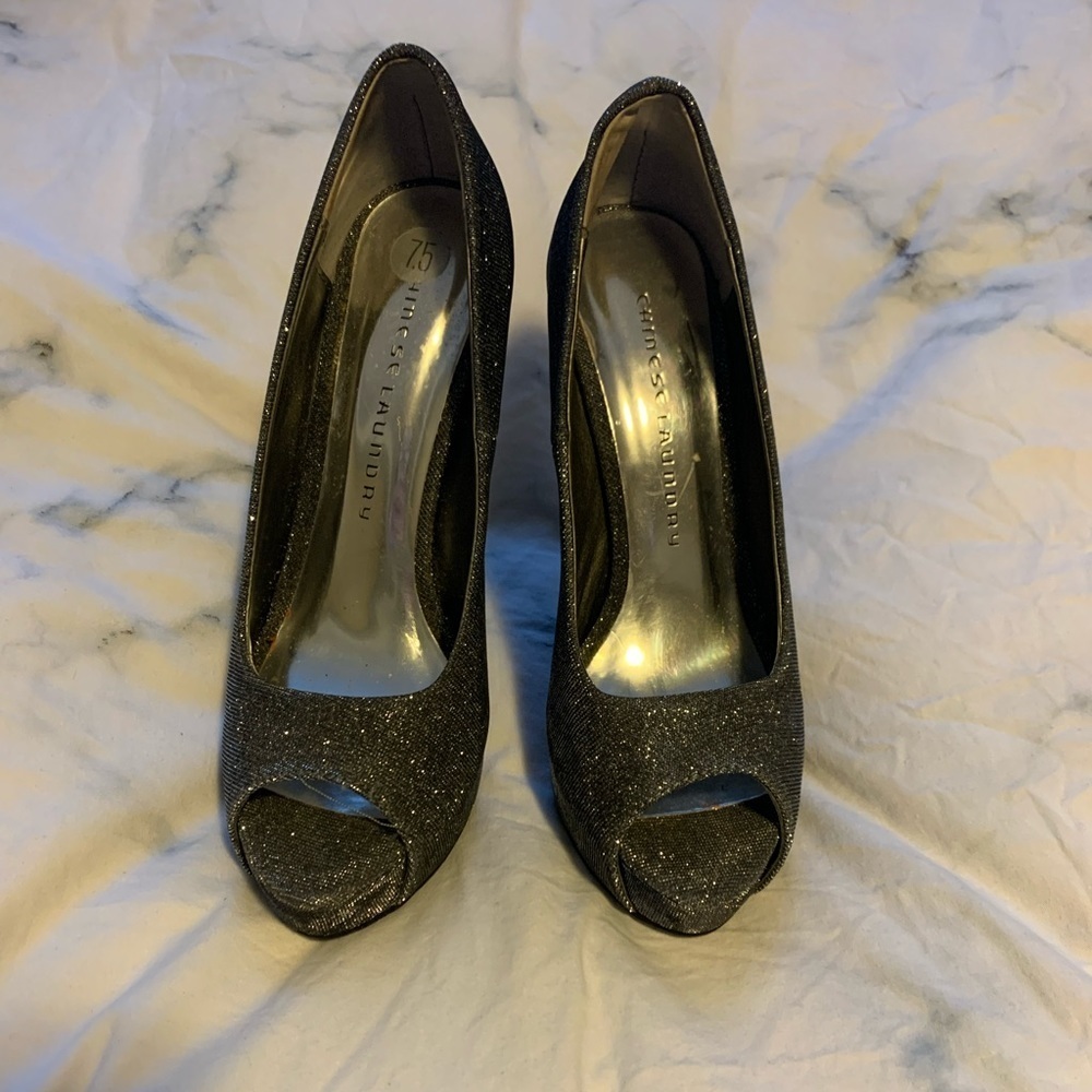 Chinese Laundry  Silver Heels
